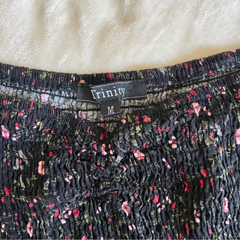 Trinity Ruched Ruffle Floral Top - Picture 5 of 5